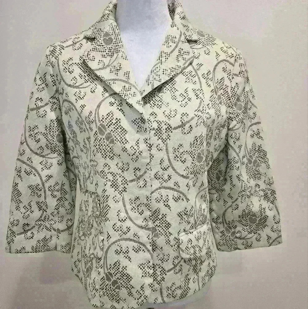 LOFT Cream Floral Short Blazer Jacket Women's Size 12 3/4 Sleeve